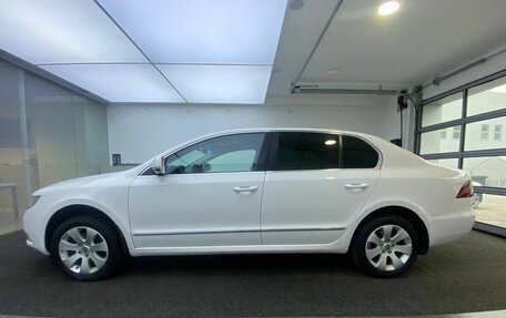 Skoda Superb III рестайлинг, 2012 год, 1 249 000 рублей, 10 фотография