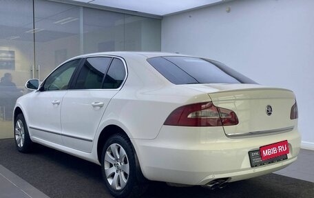 Skoda Superb III рестайлинг, 2012 год, 1 249 000 рублей, 8 фотография