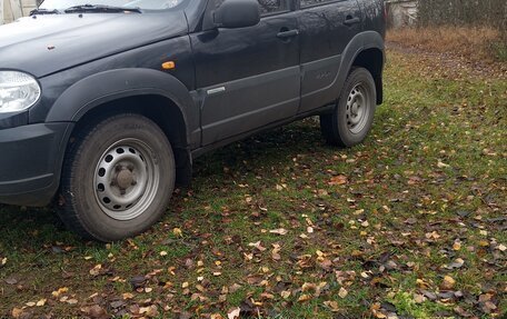 Chevrolet Niva I рестайлинг, 2011 год, 430 000 рублей, 6 фотография