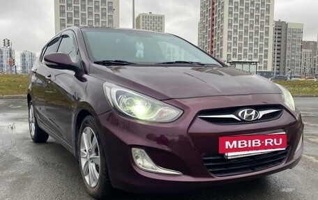 Hyundai Solaris II рестайлинг, 2011 год, 880 000 рублей, 4 фотография