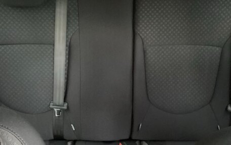 Hyundai Solaris II рестайлинг, 2011 год, 880 000 рублей, 17 фотография