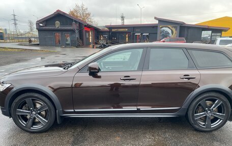Volvo V90 Cross Country I рестайлинг, 2018 год, 3 250 000 рублей, 3 фотография