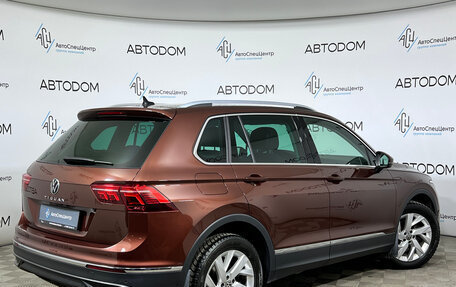 Volkswagen Tiguan II, 2021 год, 2 709 000 рублей, 2 фотография