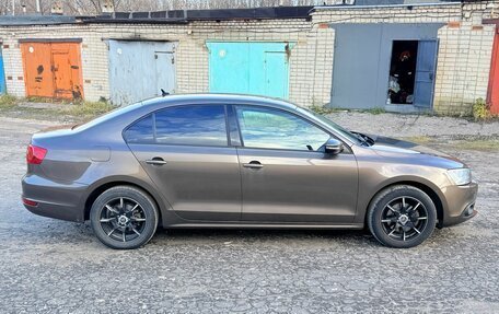 Volkswagen Jetta VI, 2012 год, 1 150 000 рублей, 5 фотография