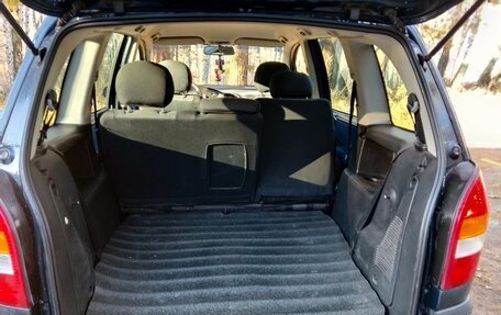 Opel Zafira A рестайлинг, 2002 год, 450 000 рублей, 2 фотография