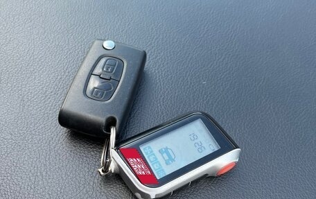 Mitsubishi Outlander III рестайлинг 3, 2017 год, 1 700 000 рублей, 15 фотография