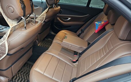 Mercedes-Benz E-Класс, 2017 год, 3 350 000 рублей, 9 фотография