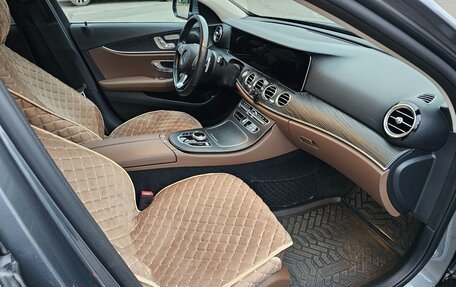 Mercedes-Benz E-Класс, 2017 год, 3 350 000 рублей, 8 фотография