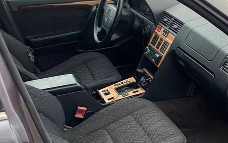 Mercedes-Benz C-Класс, 1994 год, 150 000 рублей, 1 фотография