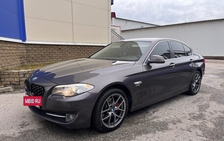 BMW 5 серия, 2012 год, 1 399 000 рублей, 2 фотография