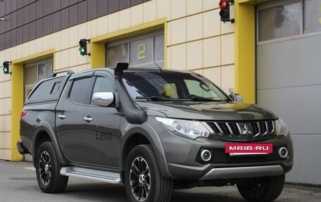 Mitsubishi L200 IV рестайлинг, 2017 год, 2 595 000 рублей, 8 фотография