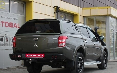 Mitsubishi L200 IV рестайлинг, 2017 год, 2 595 000 рублей, 6 фотография