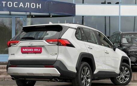 Toyota RAV4, 2025 год, 3 990 000 рублей, 3 фотография