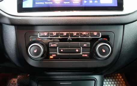 Volkswagen Tiguan I, 2011 год, 1 144 000 рублей, 17 фотография