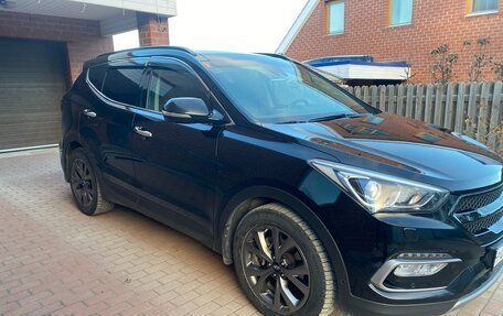 Hyundai Santa Fe III рестайлинг, 2017 год, 3 000 000 рублей, 2 фотография