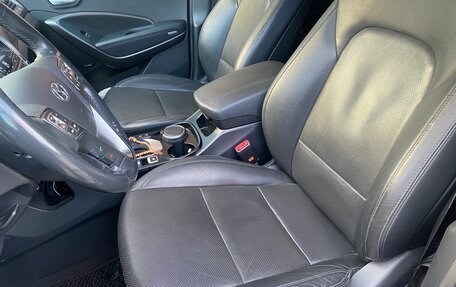 Hyundai Santa Fe III рестайлинг, 2017 год, 3 000 000 рублей, 7 фотография