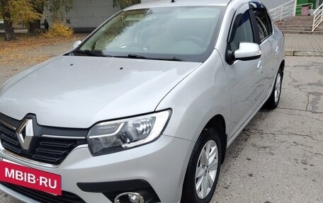 Renault Logan II, 2019 год, 1 050 000 рублей, 3 фотография