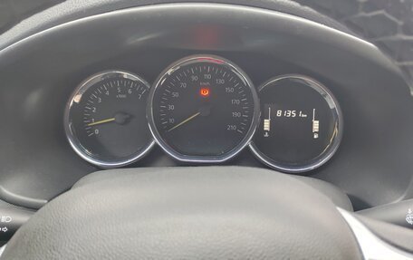 Renault Logan II, 2019 год, 1 050 000 рублей, 20 фотография