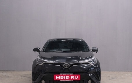 Toyota C-HR I рестайлинг, 2017 год, 1 969 000 рублей, 4 фотография