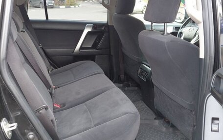 Toyota Land Cruiser Prado 150 рестайлинг 2, 2015 год, 3 350 000 рублей, 5 фотография