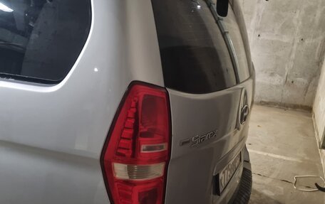 Hyundai Grand Starex Grand Starex I рестайлинг 2, 2009 год, 999 000 рублей, 4 фотография