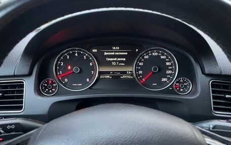 Volkswagen Touareg III, 2012 год, 1 655 000 рублей, 12 фотография