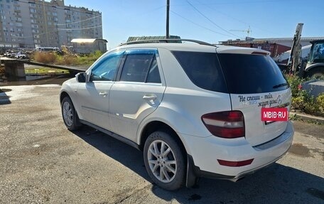 Mercedes-Benz M-Класс, 2010 год, 2 490 000 рублей, 6 фотография