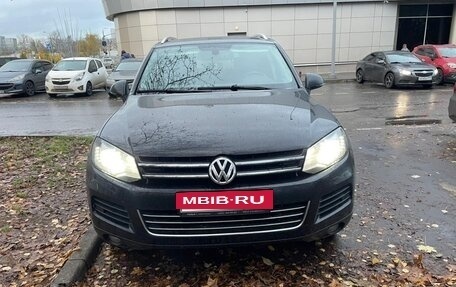 Volkswagen Touareg III, 2012 год, 1 655 000 рублей, 8 фотография