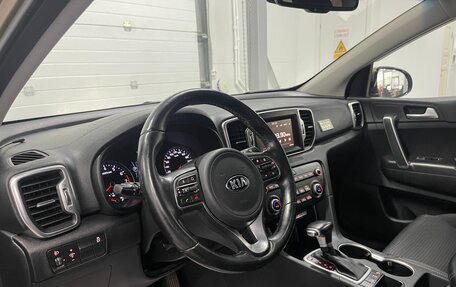 KIA Sportage IV рестайлинг, 2018 год, 2 379 000 рублей, 7 фотография