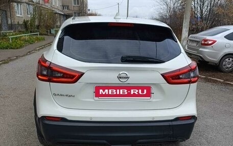 Nissan Qashqai, 2019 год, 2 000 000 рублей, 2 фотография