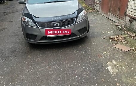 KIA cee'd I рестайлинг, 2010 год, 750 000 рублей, 3 фотография