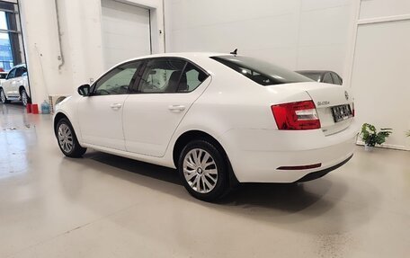 Skoda Octavia, 2019 год, 1 570 000 рублей, 4 фотография