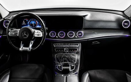 Mercedes-Benz E-Класс, 2016 год, 2 800 000 рублей, 11 фотография