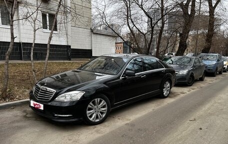 Mercedes-Benz S-Класс, 2012 год, 1 920 000 рублей, 2 фотография