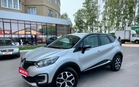 Renault Kaptur I рестайлинг, 2017 год, 1 400 000 рублей, 3 фотография