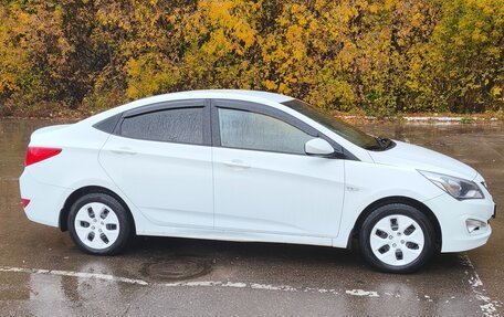 Hyundai Solaris II рестайлинг, 2016 год, 800 000 рублей, 3 фотография