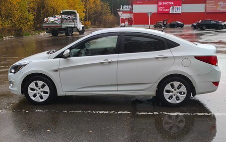 Hyundai Solaris II рестайлинг, 2016 год, 800 000 рублей, 7 фотография