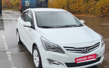 Hyundai Solaris II рестайлинг, 2016 год, 800 000 рублей, 2 фотография