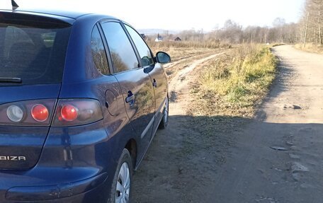 SEAT Ibiza III рестайлинг, 2002 год, 220 000 рублей, 3 фотография