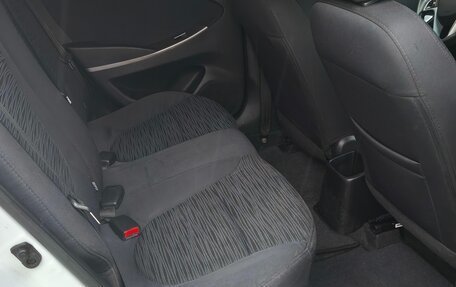 Hyundai Solaris II рестайлинг, 2016 год, 800 000 рублей, 11 фотография