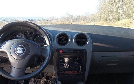 SEAT Ibiza III рестайлинг, 2002 год, 220 000 рублей, 10 фотография