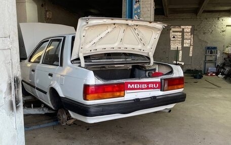 Mazda Familia, 1986 год, 245 000 рублей, 4 фотография