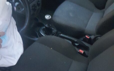 Ford Focus IV, 2004 год, 160 000 рублей, 2 фотография