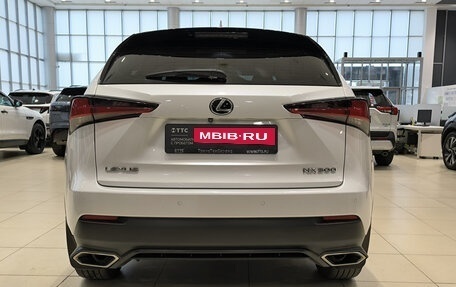 Lexus NX I, 2018 год, 3 300 000 рублей, 7 фотография
