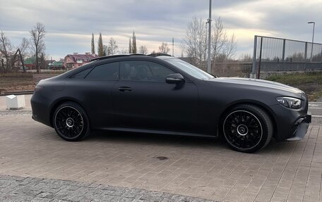 Mercedes-Benz E-Класс, 2019 год, 4 970 000 рублей, 8 фотография