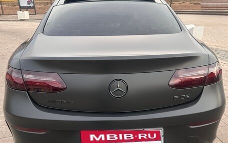 Mercedes-Benz E-Класс, 2019 год, 4 970 000 рублей, 6 фотография