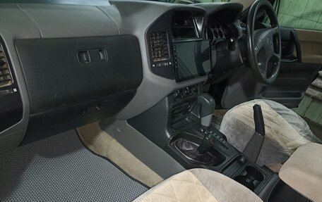 Mitsubishi Pajero III рестайлинг, 2001 год, 910 000 рублей, 6 фотография