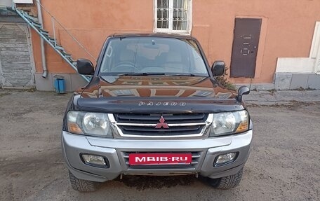 Mitsubishi Pajero III рестайлинг, 2001 год, 910 000 рублей, 3 фотография