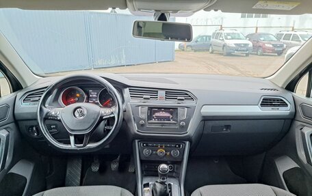 Volkswagen Tiguan II, 2017 год, 1 699 000 рублей, 17 фотография