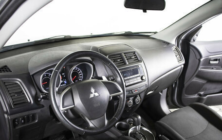 Mitsubishi ASX I рестайлинг, 2015 год, 1 385 000 рублей, 9 фотография